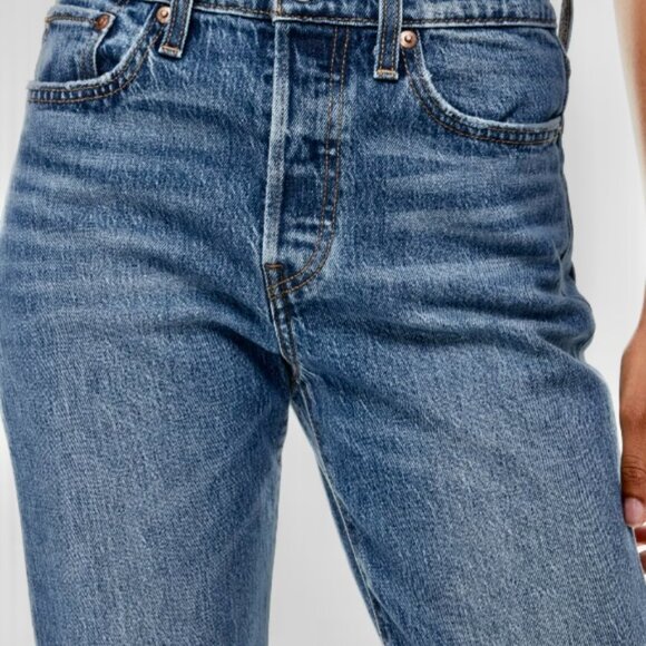 Levi's Wedgie Straight Jeans - Picture 4 of 15